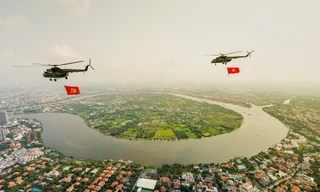 Ngắm toàn cảnh TP. HCM từ trên máy bay trực thăng: Trải nghiệm hiếm có giữa lòng thành phố năng động