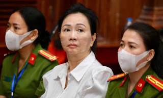 Bà Trương Mỹ Lan 