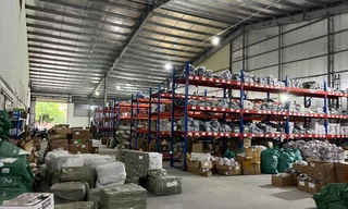 Phát hiện kho chứa 2.000 máy tính bảng, iPhone không rõ nguồn gốc tại Hà Nội