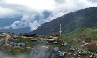 Khu du lịch xây dựng trái phép, công khai thu phí dịch vụ 