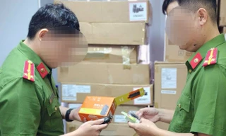 Phát hiện kho thuốc lá điện tử nhập lậu lớn nhất từ trước đến nay tại Đà Nẵng 