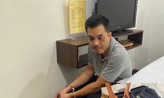 Chiêu lừa biến giấy đen thành Đô la Mỹ của Việt kiều dỏm 