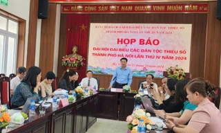 Cụ bà 78 tuổi là đại biểu cao tuổi nhất dự ĐH Đại biểu các dân tộc thiểu số TP. Hà Nội lần thứ IV