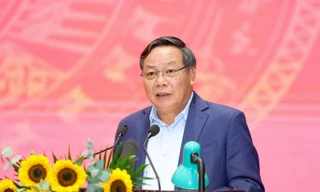 Phó Bí thư Thường trực Thành ủy Hà Nội Nguyễn Văn Phong nhận thêm nhiệm vụ 