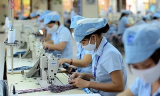 Dệt may dồn dập đơn hàng, xuất khẩu có thể cán mốc 48 tỷ USD