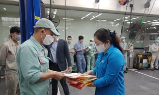 Người lao động phải đi cách ly phòng dịch COVID-19 được trả lương