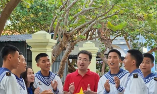 Khí chất 10 lời thề và chuyện hát ở Trường Sa