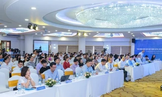 Các đại biểu tham dự hội nghị 