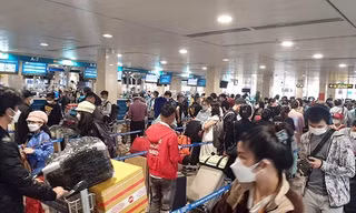 Yêu cầu báo cáo việc giá vé máy bay 'nhảy múa' dịp Tết