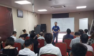 Một buổi đào tạo của CLB Hành trình triệu đô