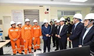 Bộ trưởng Công Thương kiểm tra cung ứng điện dịp Tết 
