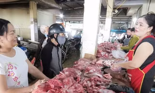 Không để người tiêu dùng phải 'mua thịt lợn giá rẻ trên tivi'
