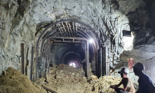 Đường sắt thiệt hại 50 tỷ đồng vụ sụt lở hầm Bãi Gió 