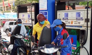 Đề xuất lập sàn đấu giá kinh doanh xăng dầu 