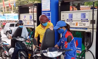 Đề xuất lập sàn đấu giá kinh doanh xăng dầu 