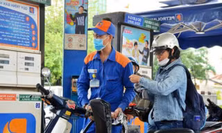 Giá xăng dầu giảm đồng loạt từ 15h chiều nay