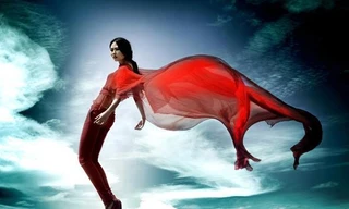 Mai Giang khoe chân dài miên man