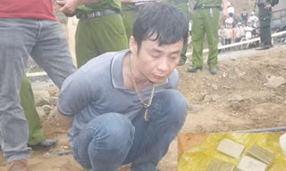 Đối tượng Đỗ Huy Hoàng (37 tuổi, trú tại Cầu Tó, Cầu Bươu, Thanh Trì, Hà Nội) bị cơ quan điều tra bắt giữ ngày 3/4 trong chuyên án trinh sát 565-H triệt phá đường dây ma túy liên quan đến nhiều đối tượng cộm cán ở nhiều tỉnh, thành phố. Ảnh: Tuấn Nguyễn