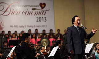 Trọng Tấn trải lòng 'lời bình' của NSND Trung Kiên