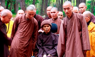 Thiền sư Thích Nhất Hạnh đến Đà Nẵng tịnh dưỡng