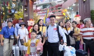 Hàng chục ngàn lượt khách du xuân Kỷ Hợi