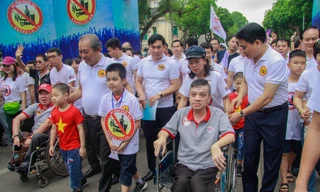 Phó Thủ tướng cùng 8.000 người đi bộ phát động: 'Đã uống rượu-Không lái xe'