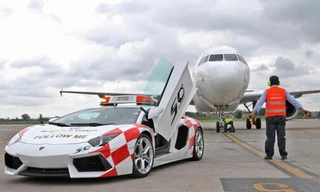Lamborghini Aventador làm xe công ở sân bay