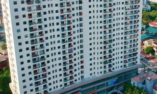 Lào Cai: Bé trai 5 tuổi rơi từ tầng 15 chung cư, chết thương tâm