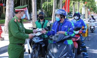 Dừng hẳn shipper, thẻ đi chợ không còn giá trị ở thành phố Vinh