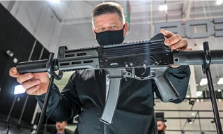 Tiểu liên PPK-20 – 'Nhỏ mà có võ'