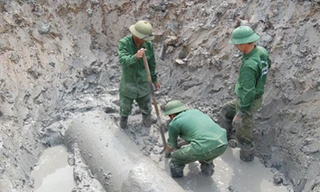 Phát hiện bom 'khủng' chưa từng có tại Khu công nghiệp