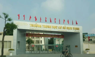 Hà Nội: Một phụ huynh mắc COVID-19, hơn 50 học sinh trường THCS Dịch Vọng (Cầu Giấy) phải cách ly