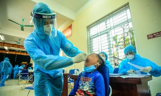 Nếu có kết quả xét nghiệm 3 lần âm tính, học sinh Tiểu học Xuân Phương có thể về nhà tự cách ly ăn Tết