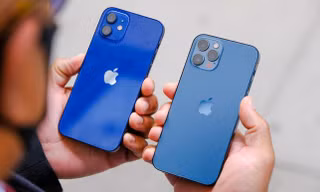 Hàng còn chưa về Việt Nam, giá iPhone 12 chính hãng VN/A lại tiếp tục “tụt dốc“