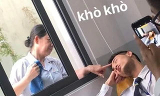 Nam sinh ngủ gật trong lớp và hành động bất ngờ của cô lao công khiến dân mạng bật cười