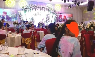 Gala tổng kết năm học sang chảnh như tiệc cưới, dân mạng để lại bình luận thích thú