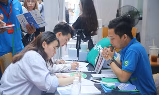 Lời khuyên cho bạn trẻ đi tìm việc: “Hãy chinh phục doanh nghiệp như chinh phục người yêu”