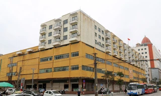 Cảnh tượng khác thường ở trung tâm thương mại một thời hoàng kim tại Móng Cái