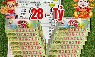 Một công nhân xây dựng trúng giải độc đắc 14 tờ vé số