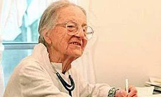 Nữ bác sĩ 114 tuổi thế giới qua đời