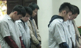 Các bị cáo trong phiên xử Ảnh: BT