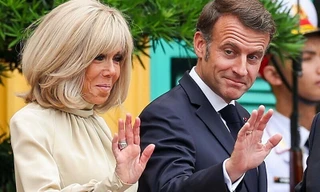 Phong cách thời thượng của Đệ nhất phu nhân Pháp ở Việt Nam