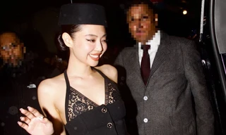 Không chỉ Lisa (BlackPink), Jennie và Rosé đều bị chê