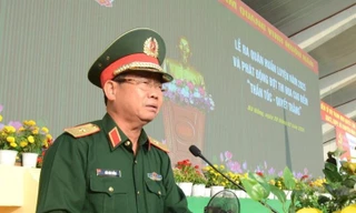 Bản tin 8H: Thủ tướng Chính phủ bổ nhiệm lại Phó Tư lệnh Quân khu 5