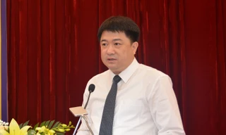 Bản tin 8H: Phó Thủ tướng Chính phủ Bùi Thanh Sơn ký quyết định nhân sự