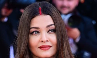 Hoa hậu đẹp nhất mọi thời đại trên thảm đỏ Cannes