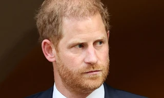 Hoàng tử Harry vướng tranh cãi mới