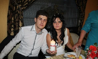 Thợ ảnh bị kiện vì album ảnh cưới độc nhất vô nhị