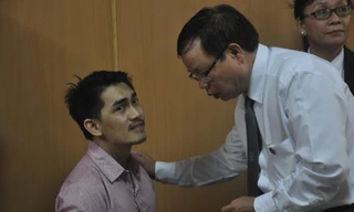 Bị cáo Phạm Châu Tony vẫn khẳng định mình bị oan. Ảnh Việt Văn