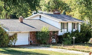 Ngôi nhà nơi tìm thấy xác ông Gary Buys.